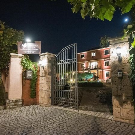 The Belgrade Hills Rooms And Suites Eksteriør billede