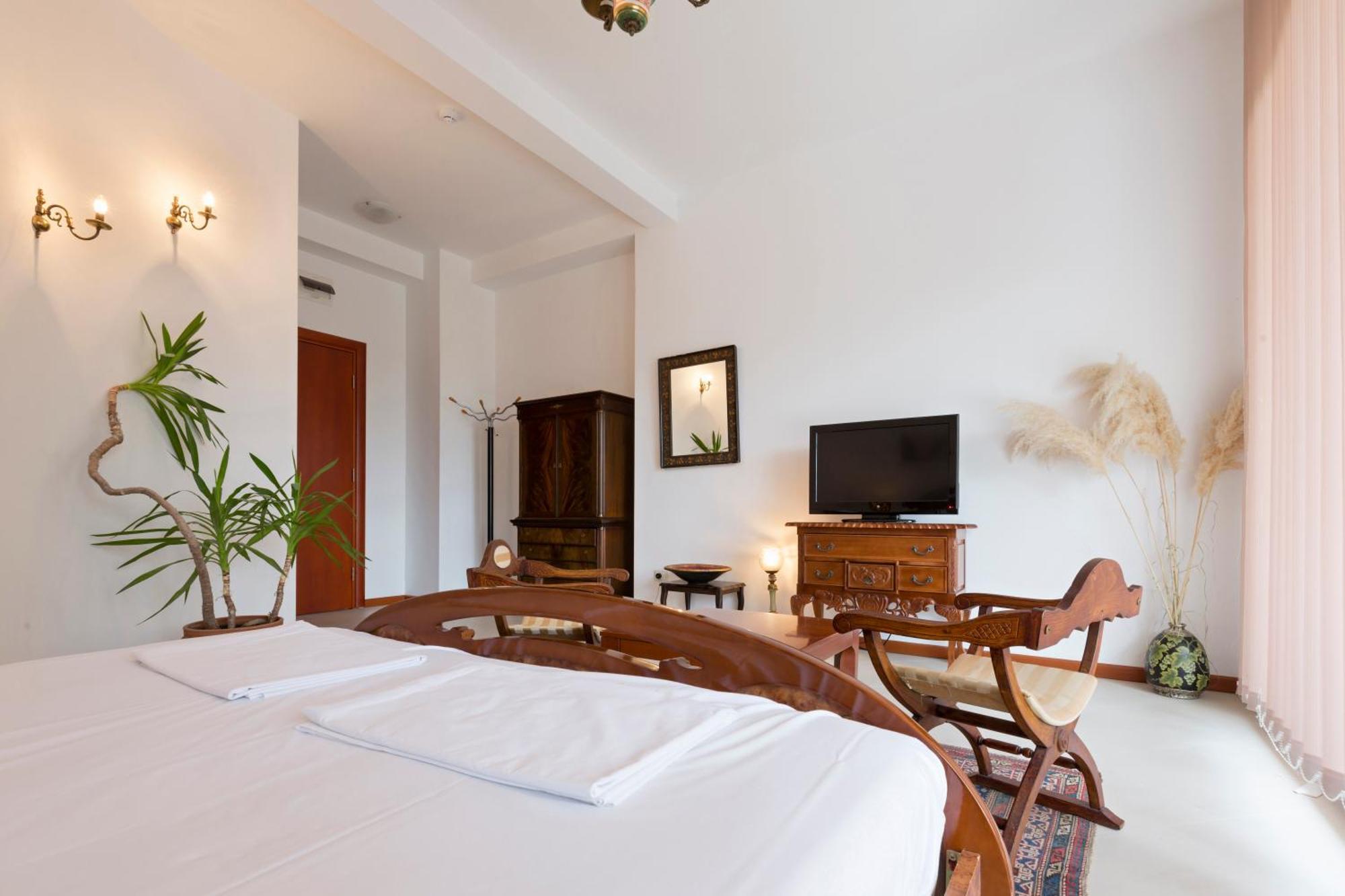 The Belgrade Hills Rooms And Suites Eksteriør billede