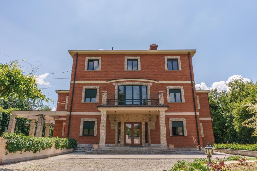 The Belgrade Hills Rooms And Suites Eksteriør billede