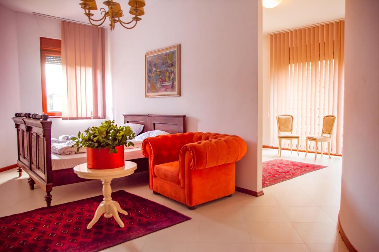 The Belgrade Hills Rooms And Suites Eksteriør billede
